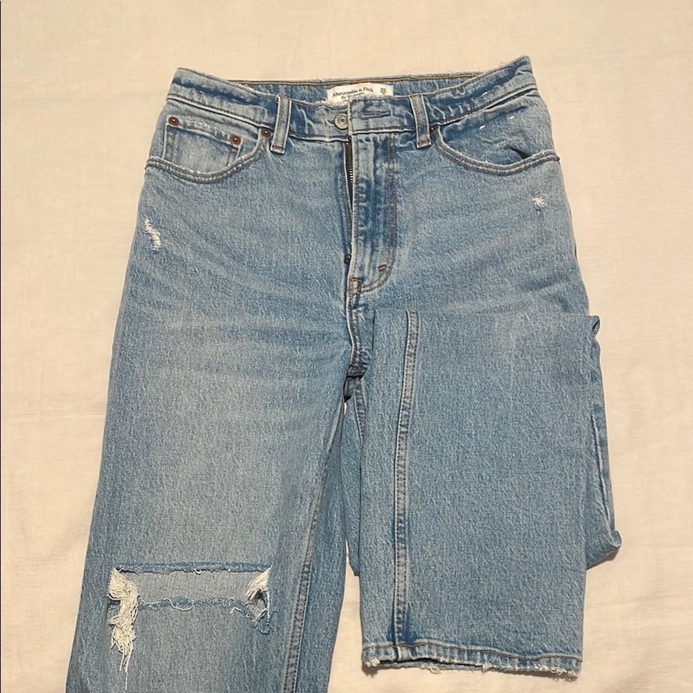 Abercrombie 90s Straight Ultra High Rise Jeans